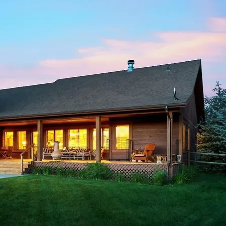 Upscale Hot Tub Wildlife Views Villa
